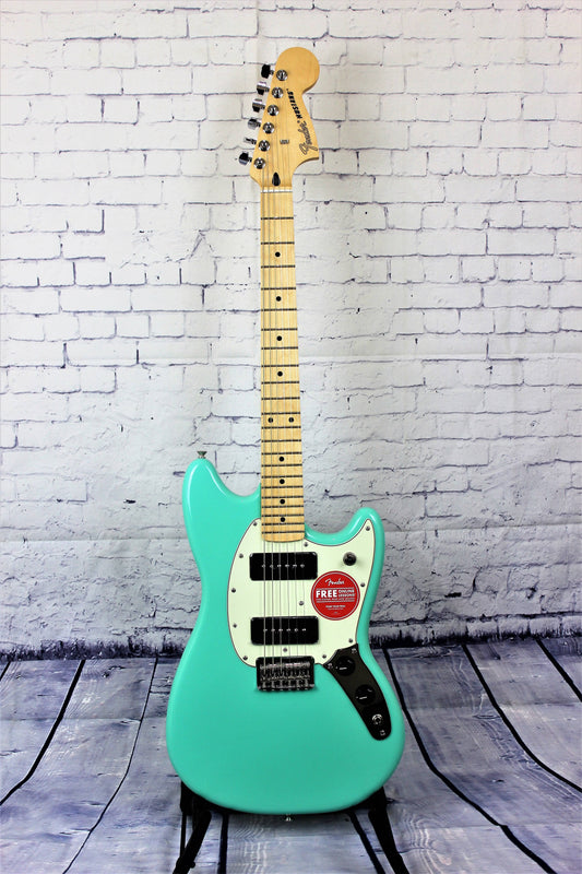 Player Mustang 90 Maple Fingerboard Seafoam Green