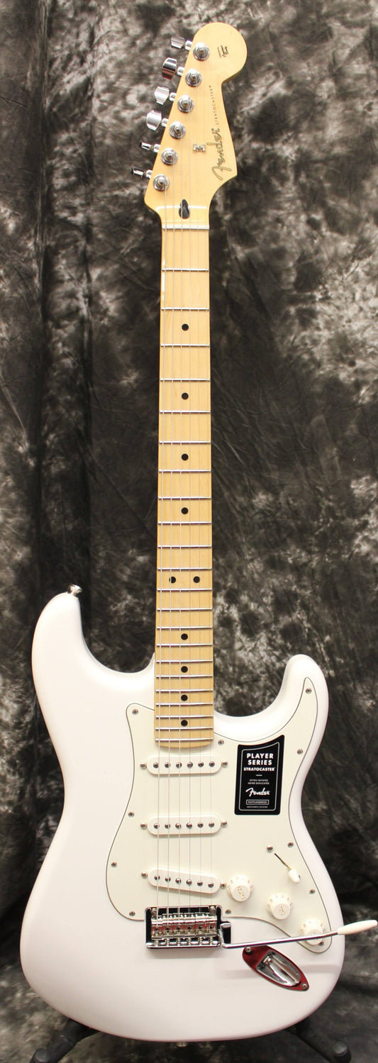 Player Stratocaster (Maple/Polar White)