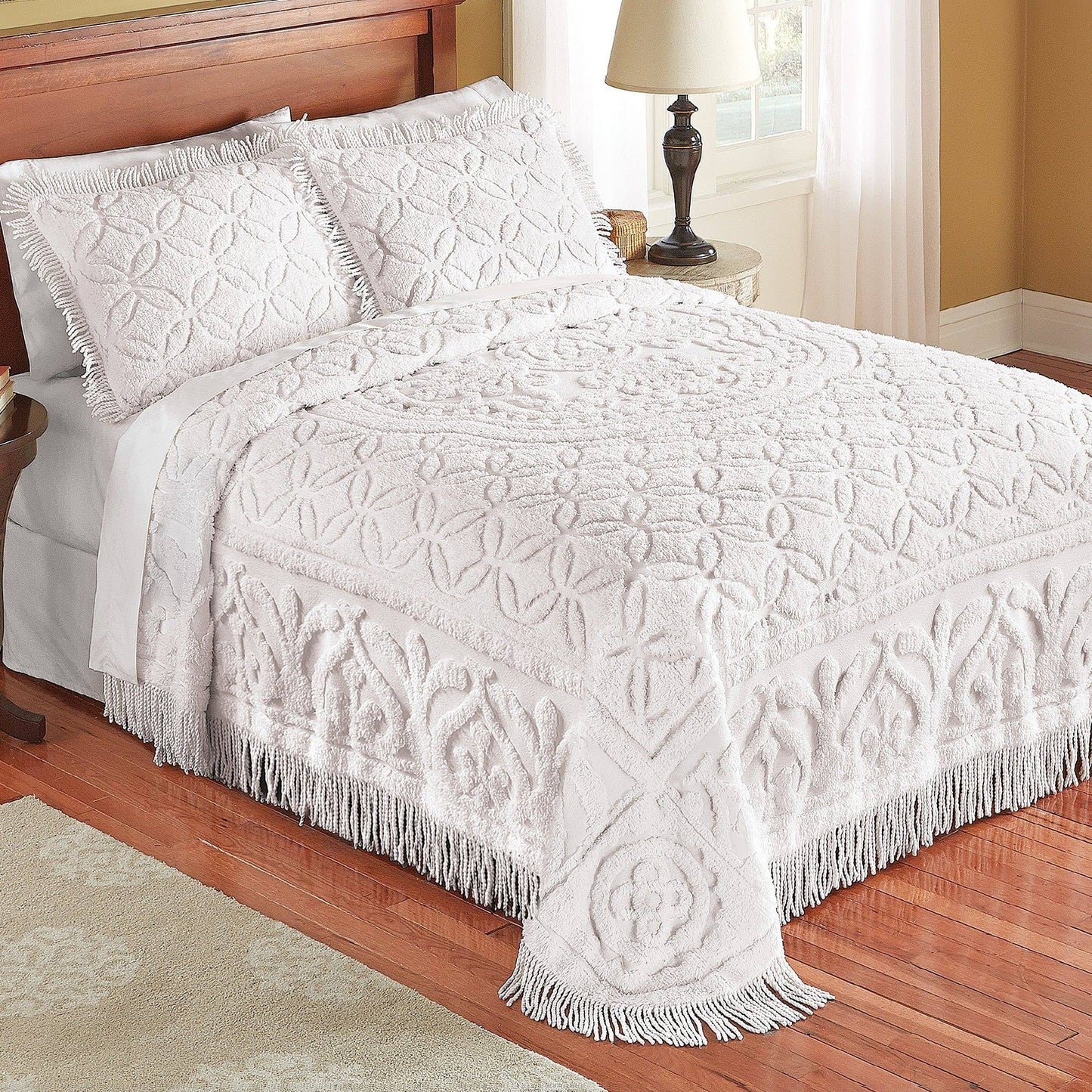 Plush Chenille Fringe Bedspread - Ivory - Queen